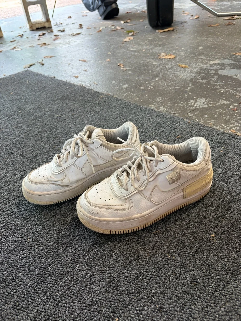 Nike Off-White Low-Top Leather Sneakers
